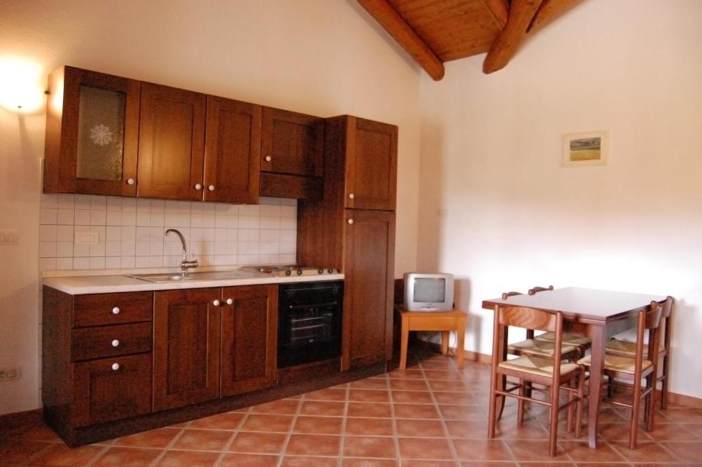 Agriturismo 'D Raine Montelupo Albese Kamer foto